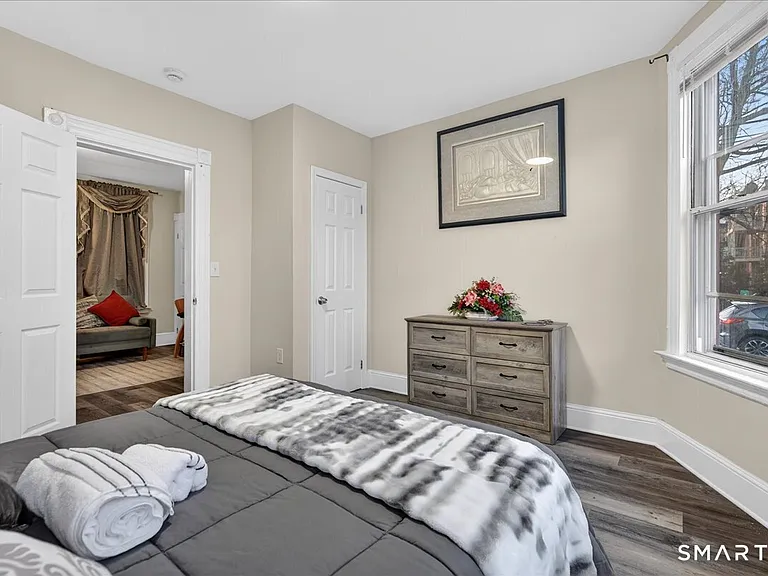 393 Orchard St — Photo 4