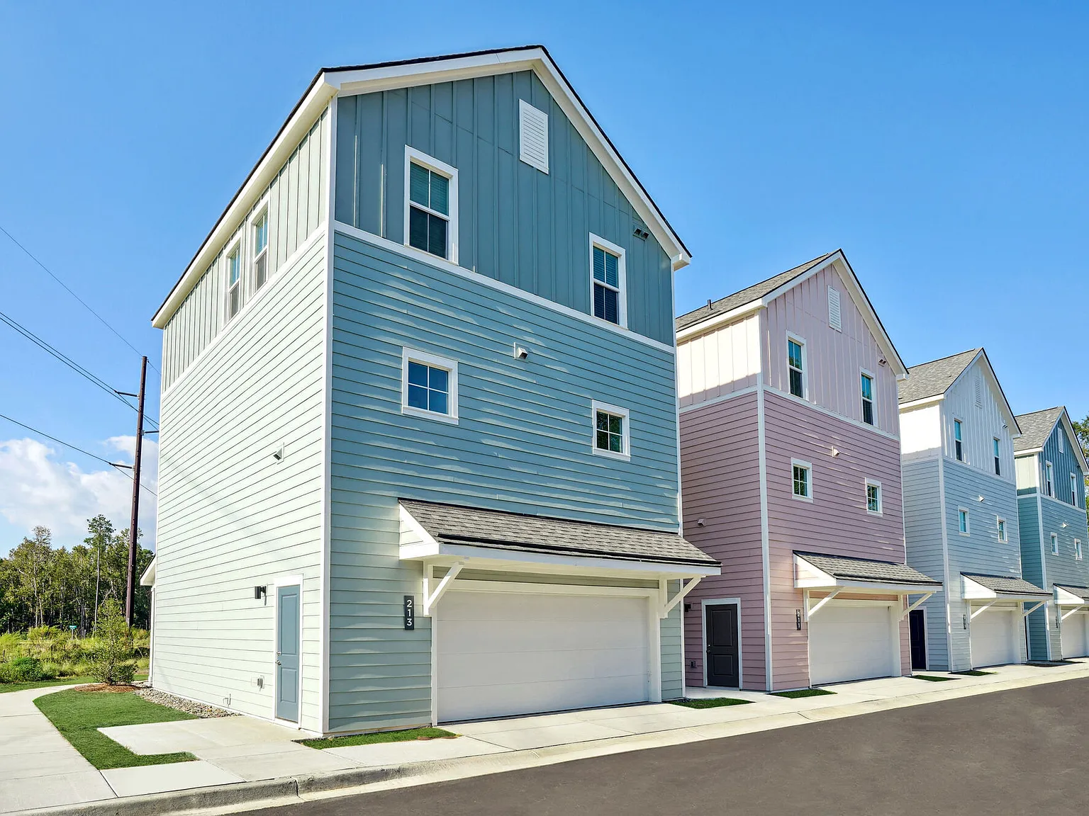 Hamlet Maybank - Homes & Townhomes for Rent — Photo 4