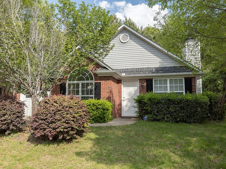 1st image of 141 Birch Valley Dr