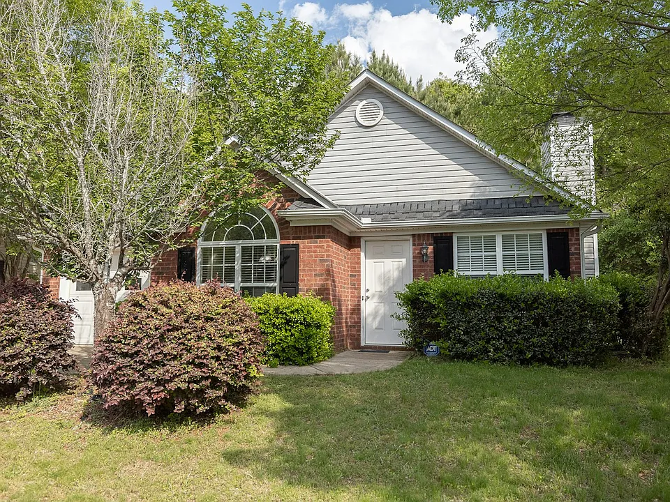 141 Birch Valley Dr