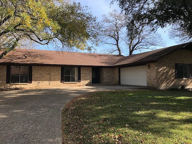 1st image of 109 Reenie Dr