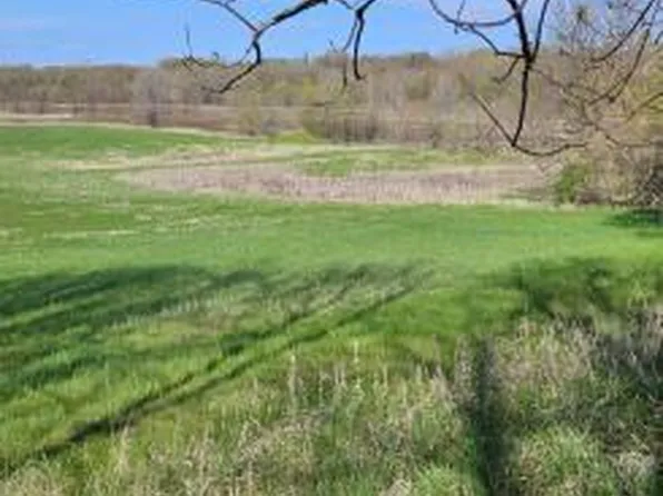 Newton Ave SE, Watertown, MN 55388