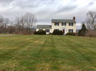 739 Springshire Dr, Telford, PA 18969