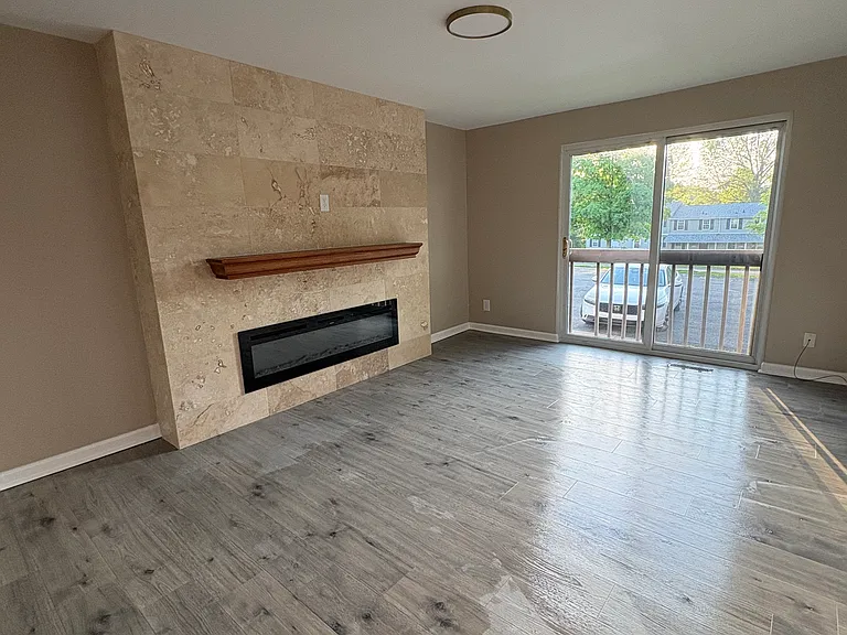 203 Parkwood Dr — Photo 9