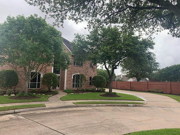 2nd image of 3023 Chance Ct