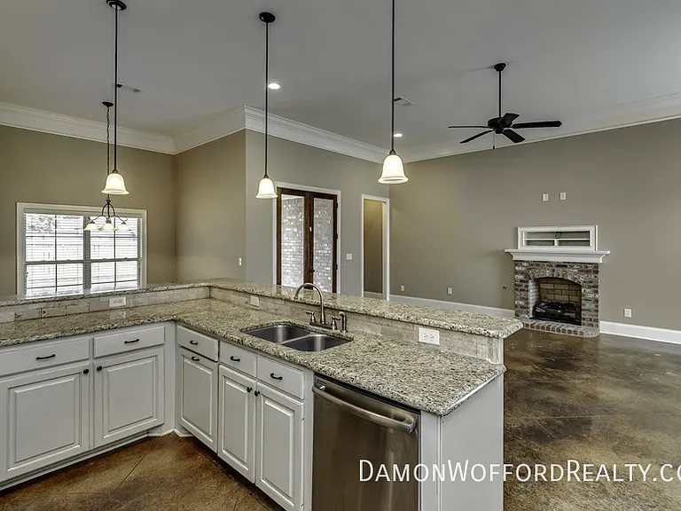 114 Lennox Pl — Photo 14