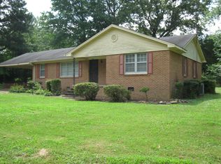 206 Montclair Dr, Jackson, TN 38301