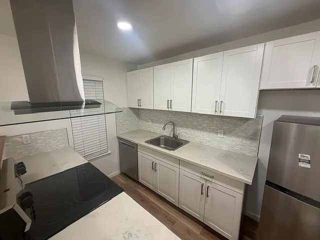 6724 Plymouth Rd #71 — Photo 14