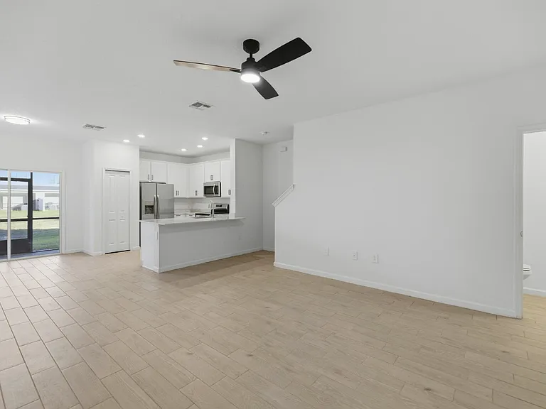 3491 SE 37th Ct — Photo 4