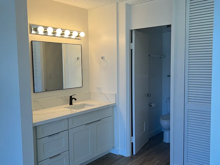 469 Ena Rd #2202 — Photo 12