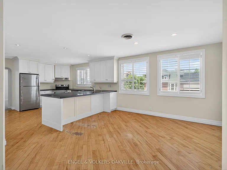 84 Reynolds St #2 — Photo 9