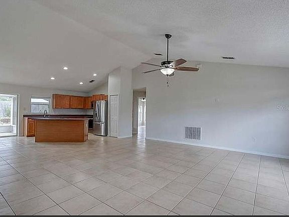 2nd image of 1040 Matterhorn St