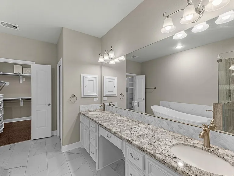 2034 Que Manor Dr — Photo 16