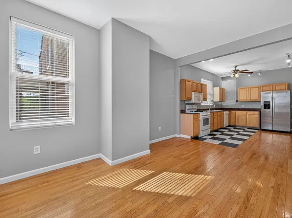 1547 Tamm Ave, Saint Louis, MO 63139