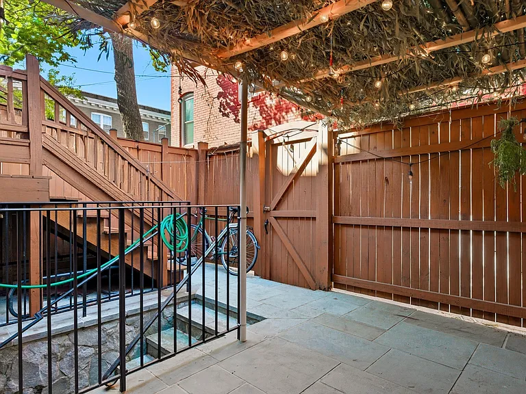 2604 Mozart Pl NW — Photo 19