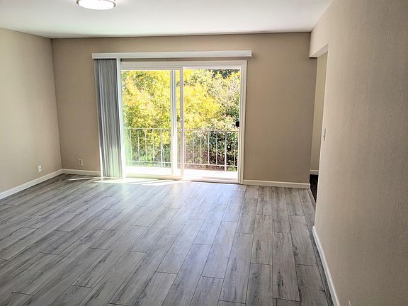 2nd image of 998 Ponderosa Ave #C