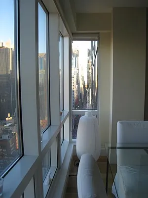 Rented by Platinvm Property Group New York | media 17