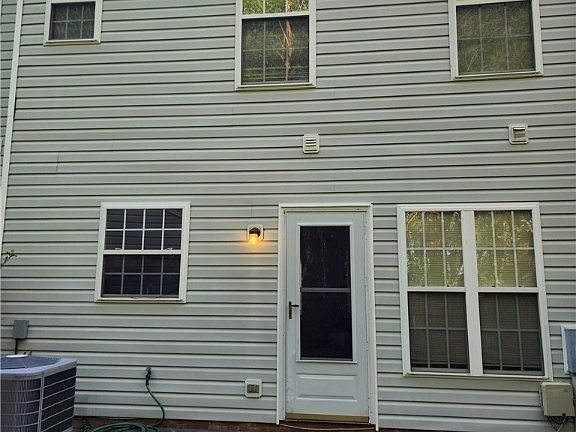 2nd image of 8643 Millstream Dr