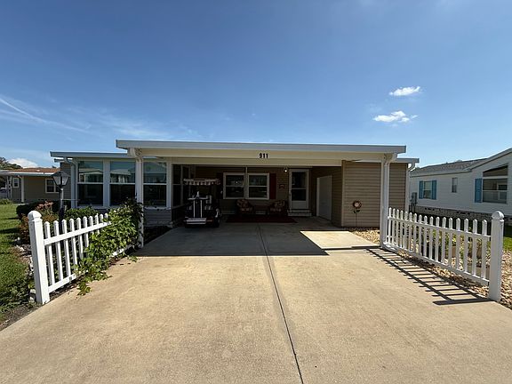 3rd image of 911 Trevino Dr