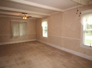 1100 McMillen Ave, Aurora, IL 60506