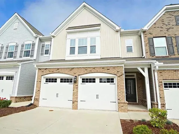 1013 Epiphany Rd, Morrisville, NC 27560