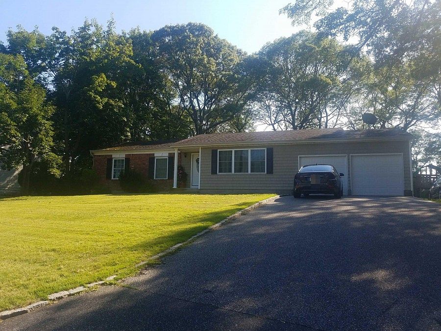 1st image of 22 Orchid Dr