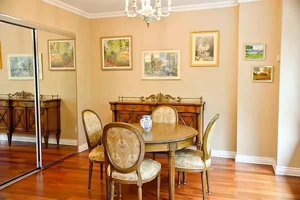 Sold by Maxwell Jacobs | media 3