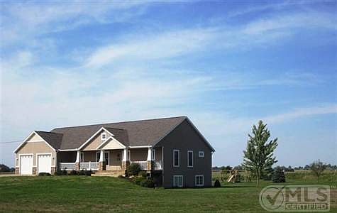 Front of house with 2 acres to run!