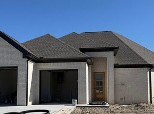 149 Fletcher Ridge Dr, Little Rock, AR 72223