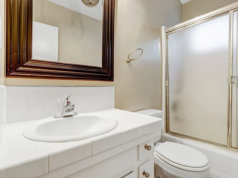 3625 Mentone Ave — Photo 13