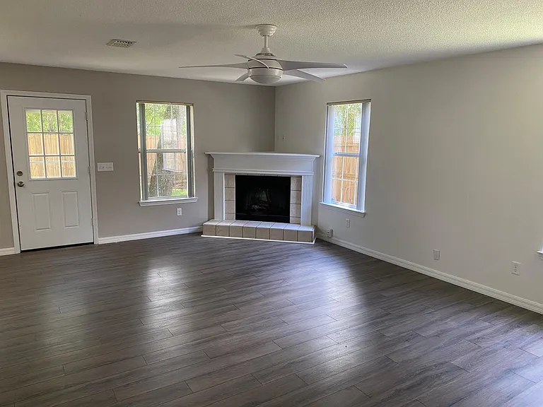6229 Cottage Woods Dr — Photo 19