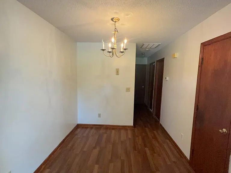 106B Pete Jones Dr — Photo 4