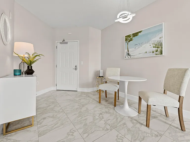 511 Lucerne Ave #315 — Photo 4
