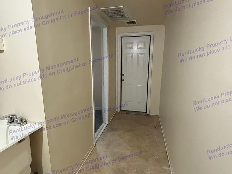 4729 S Findlay St — Photo 16