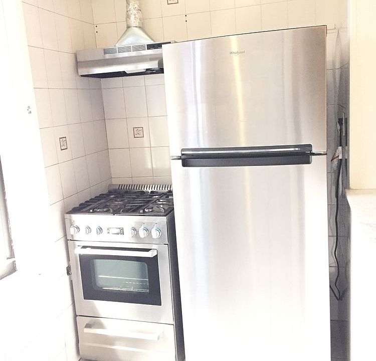 2nd image of 3119 30th Ave APT 3F