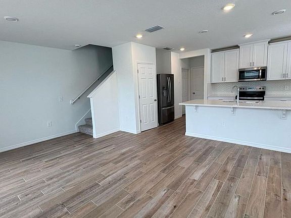 5th image of 16407 Bird Of Paradise Ave