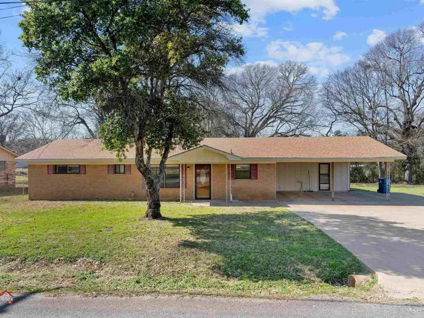 106 Charles St, Henderson, TX 75652