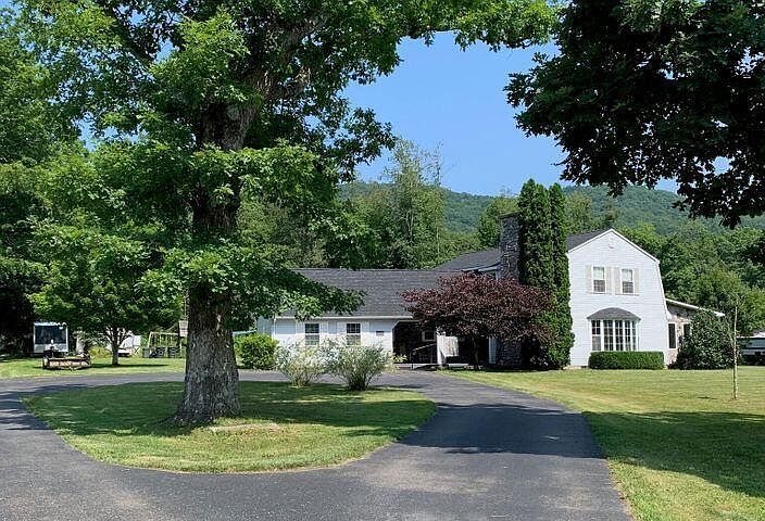 1277 Anjean Rd, Rupert, WV 25984 | Zillow