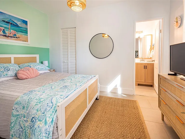 1625 Fletcher St #1 — Photo 4