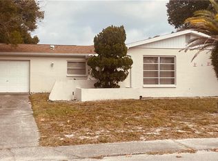 8531 Newton Dr, Port Richey, FL 34668
