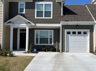 1953 Canning Pl, Chesapeake, VA 23322