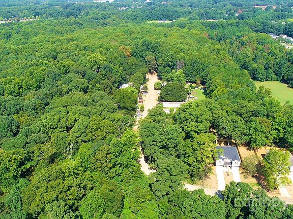 3rd image of 4301 Perkins Rd