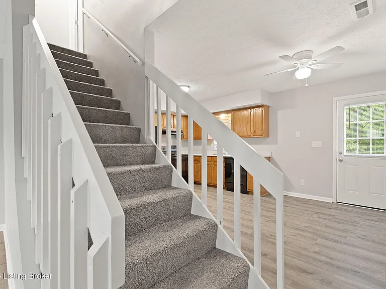 3509 Tabor Ct #6 — Photo 10