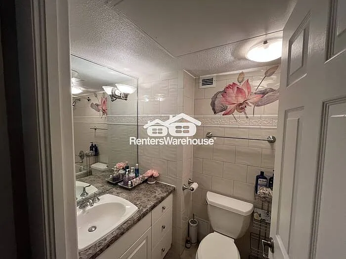 1020 15th St #13J — Photo 15
