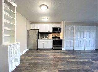 625 Main St APT 10, Reading, MA 01867