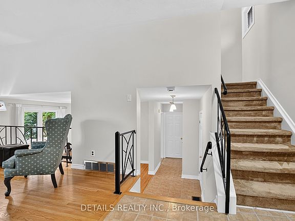 5th image of 2193 Fife Cres