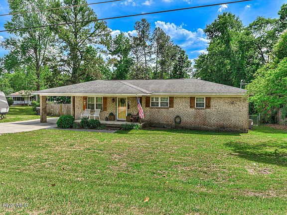 3rd image of 1740 Taylor Road