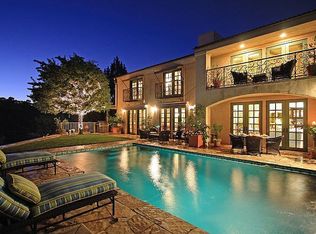 1035 Stradella Rd, Los Angeles, CA 90077