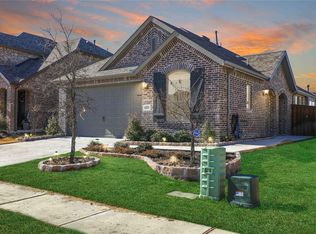 3525 Lilac Dr, Aubrey, TX 76227