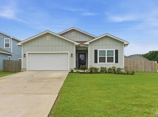 6677 Paso Fino Dr, Pensacola, FL 32526